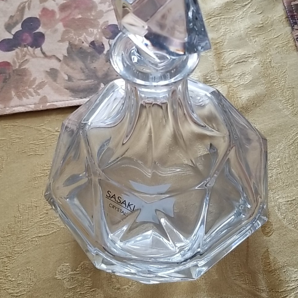 Crystal  wine holder